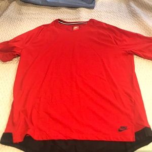 Short sleeve Nike shirt